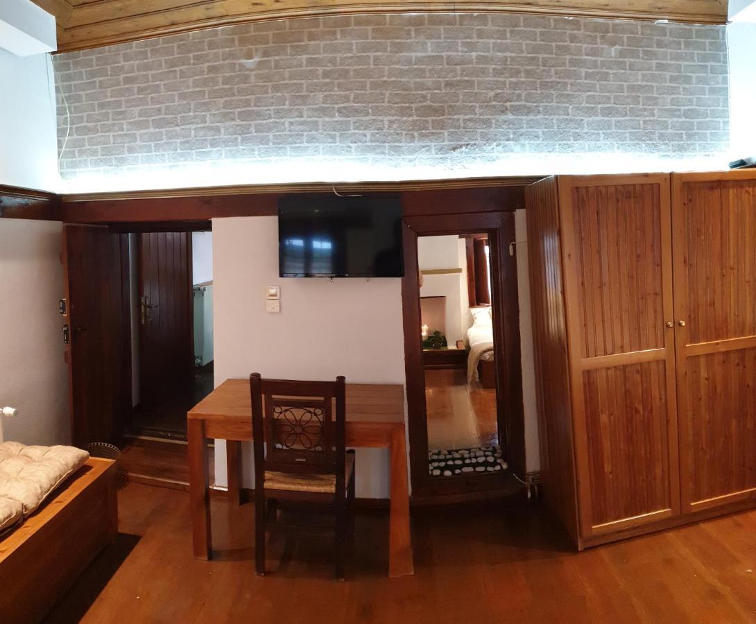 Astraka Guesthouse I Папингон Экстерьер фото