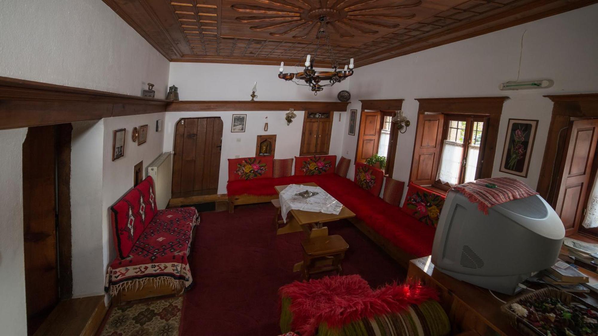 Astraka Guesthouse I Папингон Экстерьер фото
